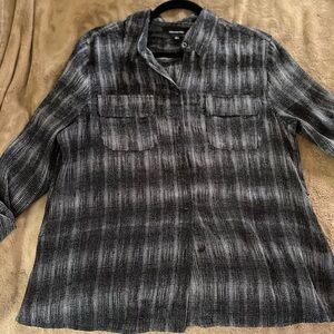 Black and Gray Plaid Button-Up Shirt